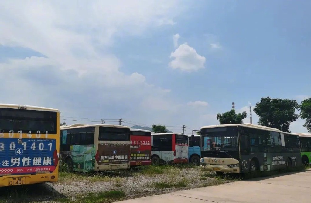 湖南有巴士公司聲稱因營運困難要停運。微博