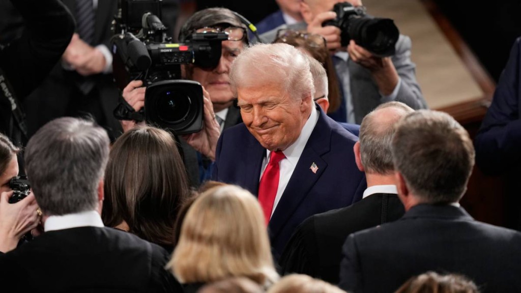 特朗普發表其第二任期首場國情咨文演說。(美聯社)