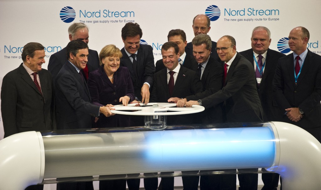 北溪1號(Nord Stream 1)天然氣管道於2011年11月8日正式落成啟用。法新社 北溪1號(Nord Stream 1)天然氣管道於2011年11月8日正式落成啟用。法新社