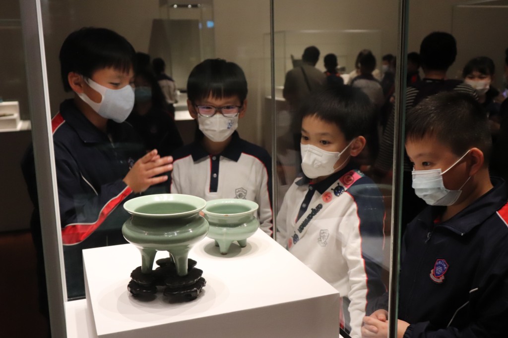 政青希望透過今次專場活動，讓首次參觀香港故宮文化博物館的學生，可以從中增加對中國歷史與文化的認識和興趣。（香港政協青年聯會）