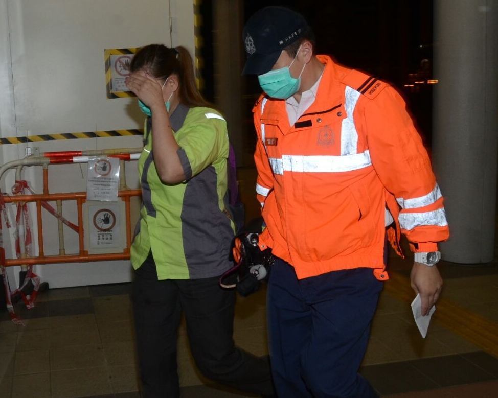 女車長頭部受輕傷，由救護車送院治理。