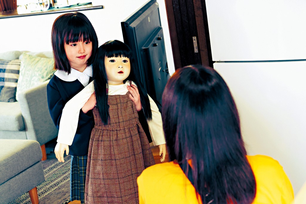 次女池村碧彩視「阿彌」為玩伴，怪事自此停不了。