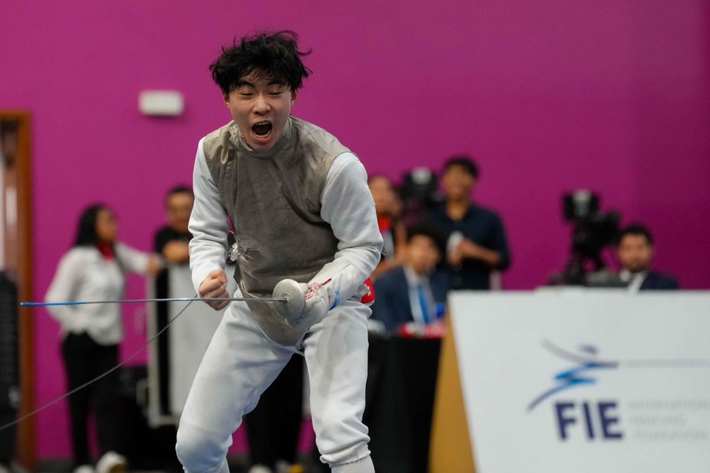 何承谦下月世青令人期待。香港剑总图