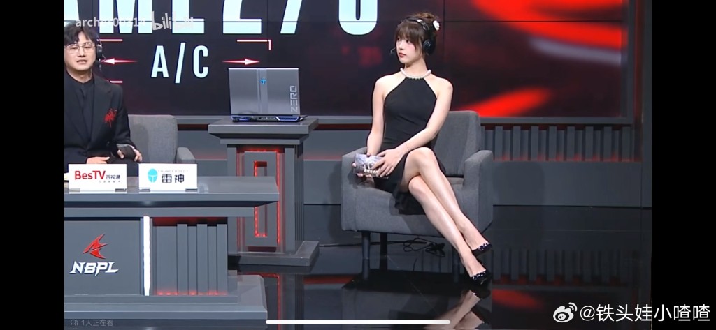 “喳喳”是人气电竞旁述。微博 “喳喳”是人气电竞旁述。微博