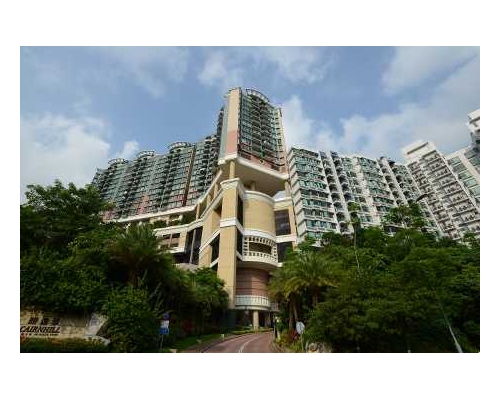 朗逸峰3房單位以每呎呎租23.6元租出。