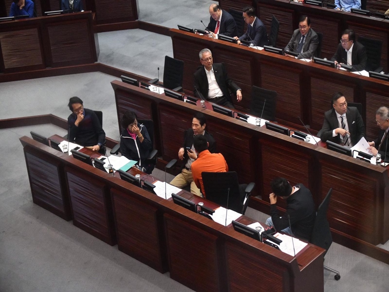 立法會內會仍未能選出正副主席。