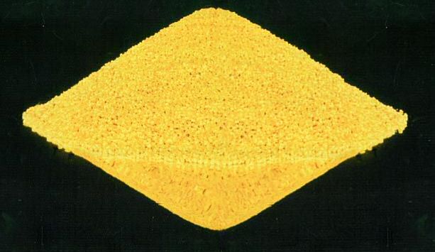 黄饼是一种经过提炼的高浓度氧化铀混合物。 Wiki