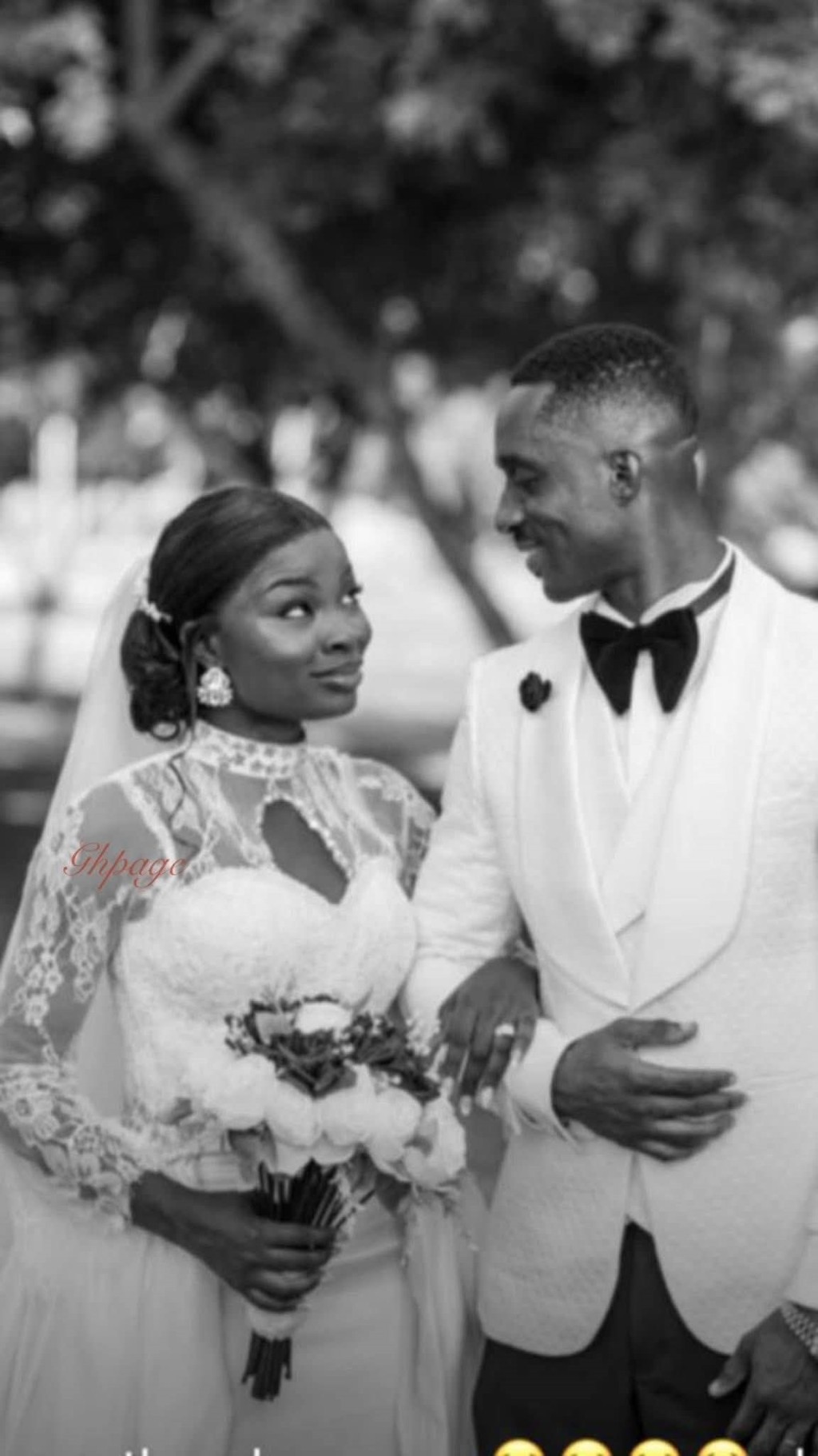 殉職的Ernest Addo Mensah上月才結婚。X@Abiola_Trends