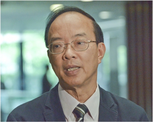 马逢国认为可按通胀增加罚款以收阻吓。