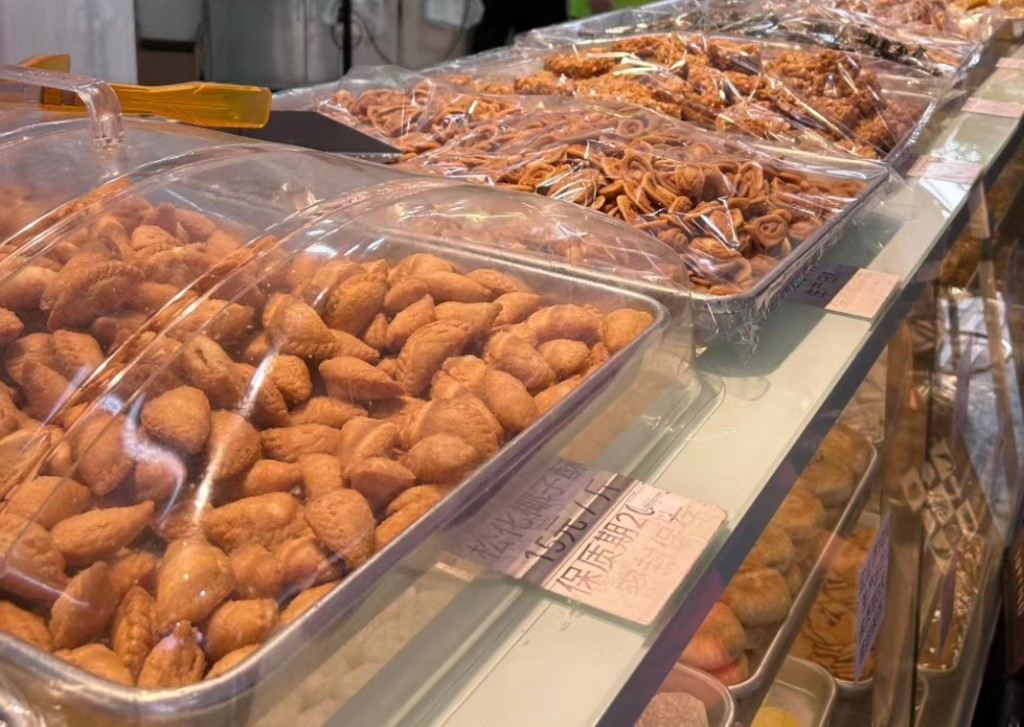 廣州傳統糕點2023｜6. 純心餅店出品的傳統美食椰子酥。（圖片來源：小紅書＠honghong）