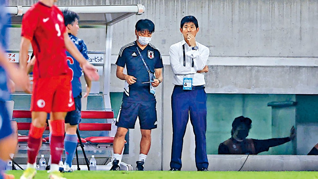 森保一（右）表示下仗鬥國家隊會大幅度輪換。