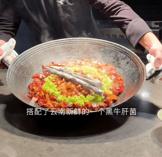 每樣菜式都好有特式。
