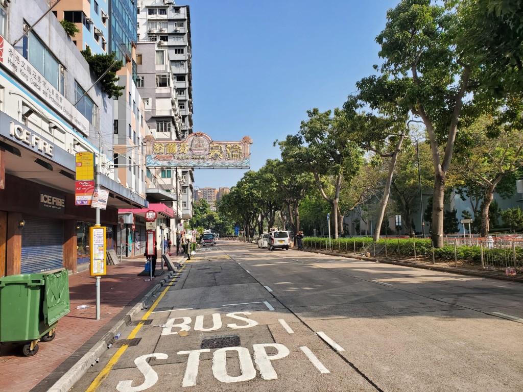 漆咸道南一帶仍未解封。梁國峰攝