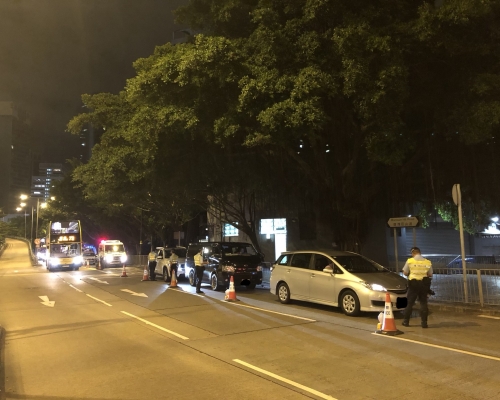 警方由3月17日至30日在港島區內進行打擊酒後駕駛及超速行動。警方圖片