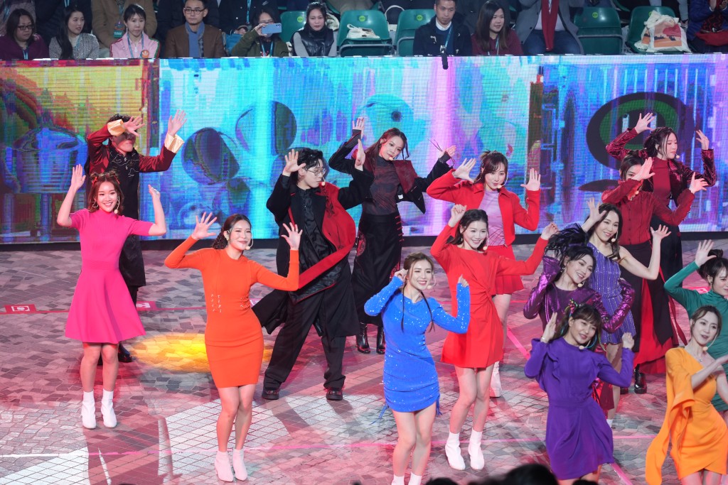 好多TVB藝員跳舞！（劉駿軒攝）