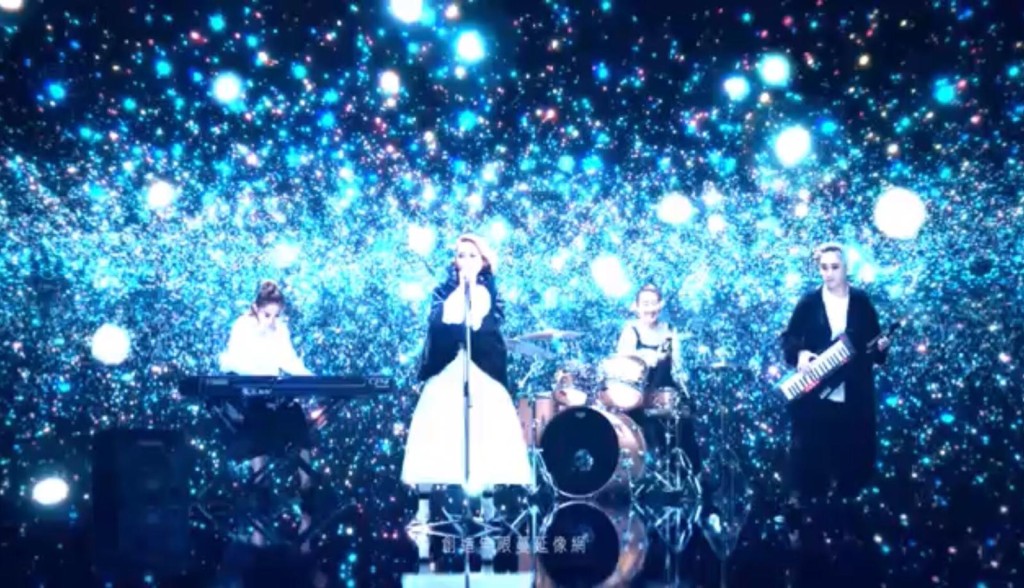 Ivana在MV中還不斷要「變身」。寰亞提供