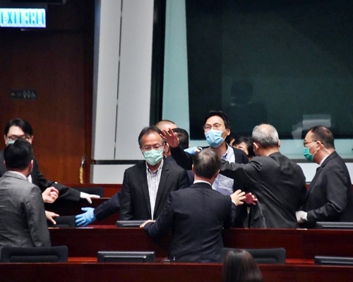 朱凱廸一度被趕離場。
