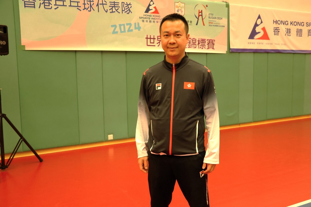 李静正式升任总敎练。