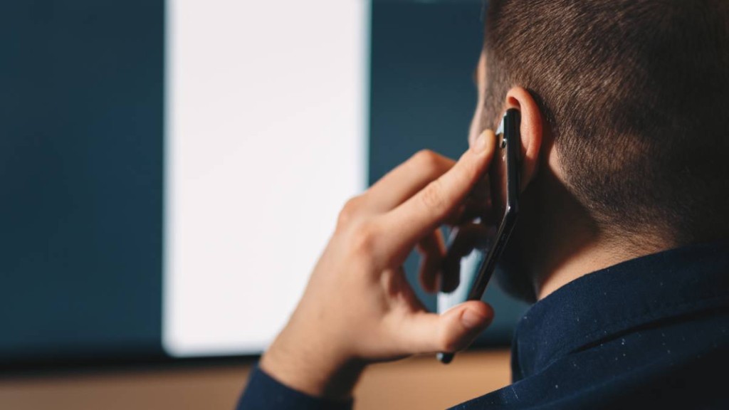 日本一名男子誤墮「假警察」騙局。(示意圖－iStock)