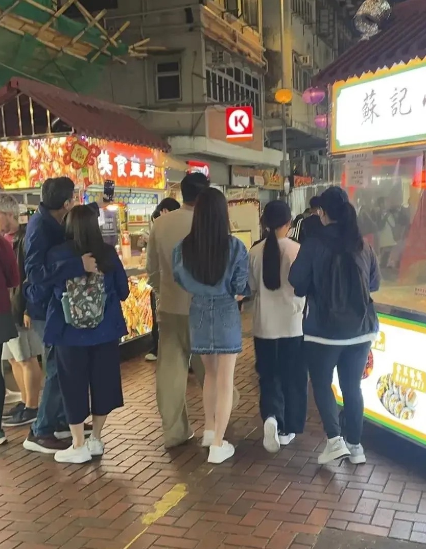 汪小菲一家早前現身香港。 汪小菲一家早前現身香港。