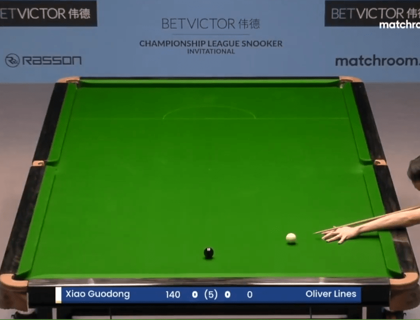 只剩黑波,肖國棟就可以取得生涯第3個147滿分。影片截圖 只剩黑波,肖國棟就可以取得生涯第3個147滿分。影片截圖