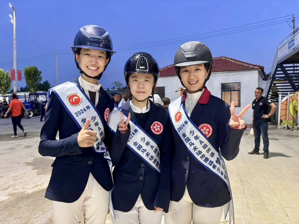 少年A组铜牌Junior Group A (110-120cm) Bronze Medal。 马术总会图片