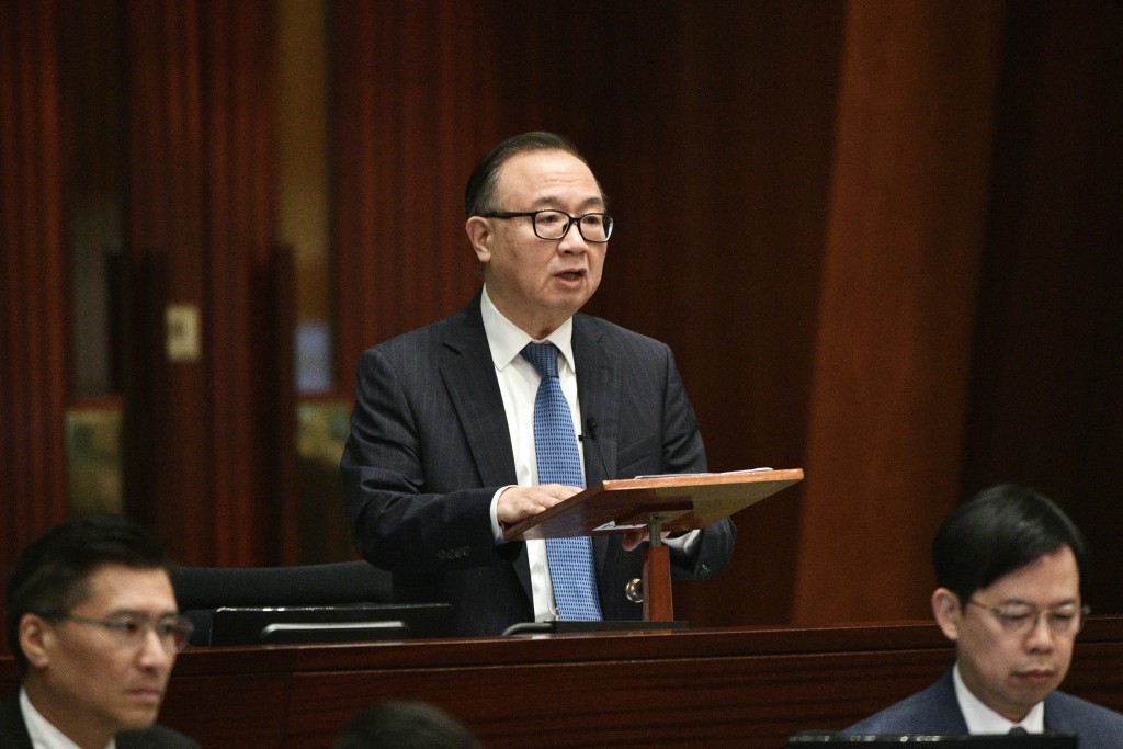 法案委员会主席廖长江。（卢江球摄）