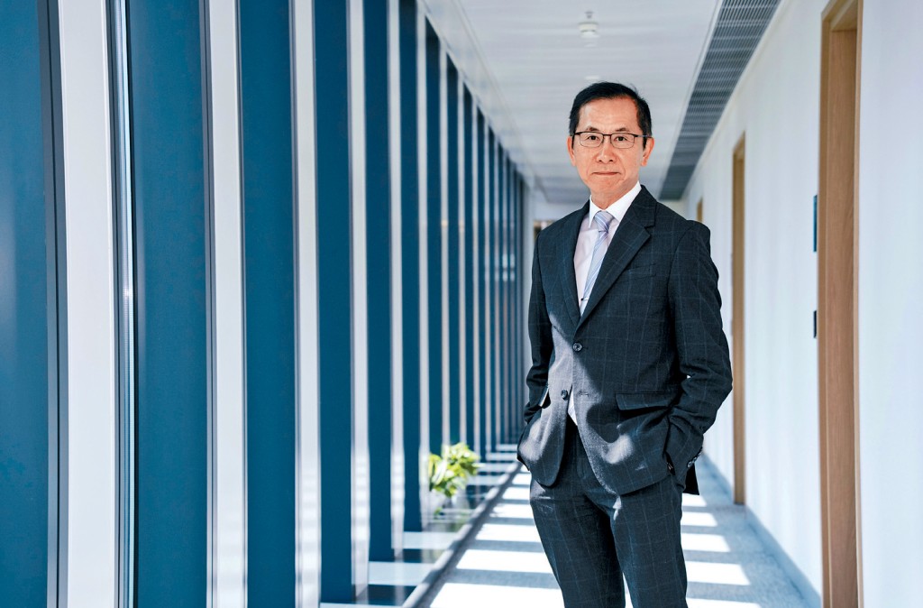 李家駒認為中小學「推廣閱讀津貼」應維持專款專用，而非整合或削減，又促請政府制訂「全民閱讀促進策略」。 