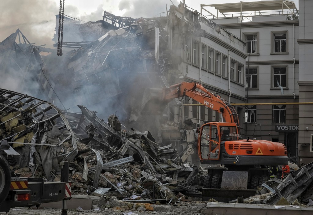 在敖德薩多座建築物被炸毀。路透社