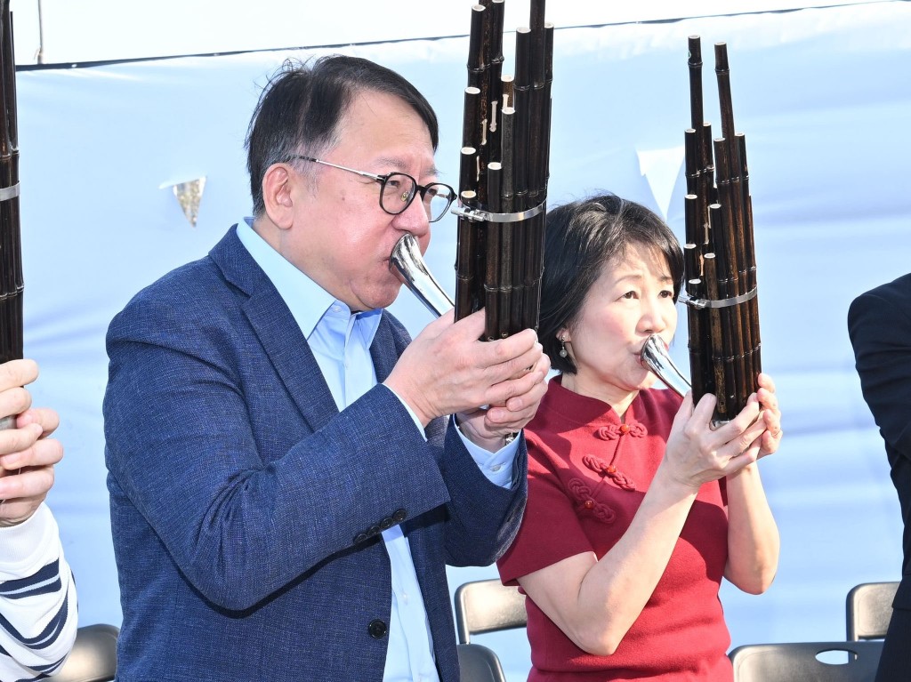 政務司司長陳國基及文體旅局常任秘書長沈鳳君一同出席活動。陳國基FB