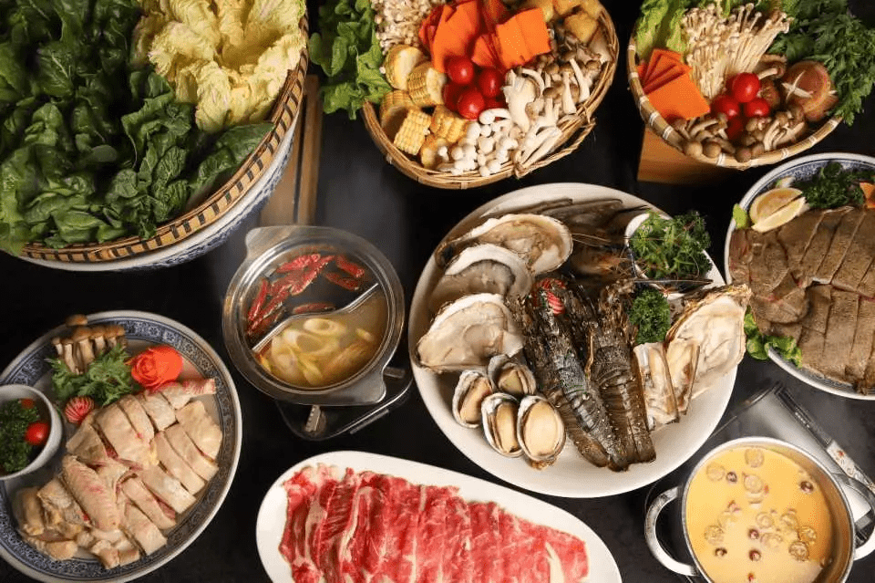 食客可以任食日式刺身、寿司、海鲜、甜品等美食