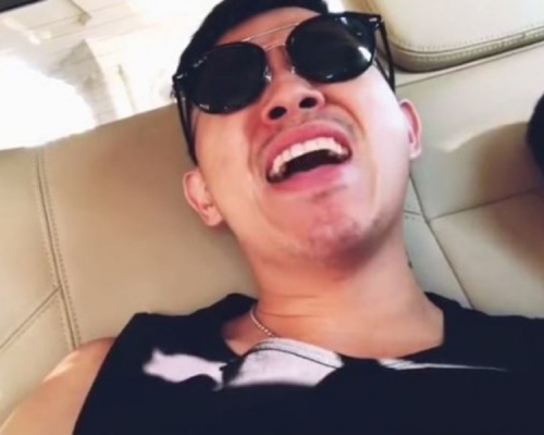 MC Jin騷歌喉,囝囝畀面讚好聽。MC Jin微博圖片