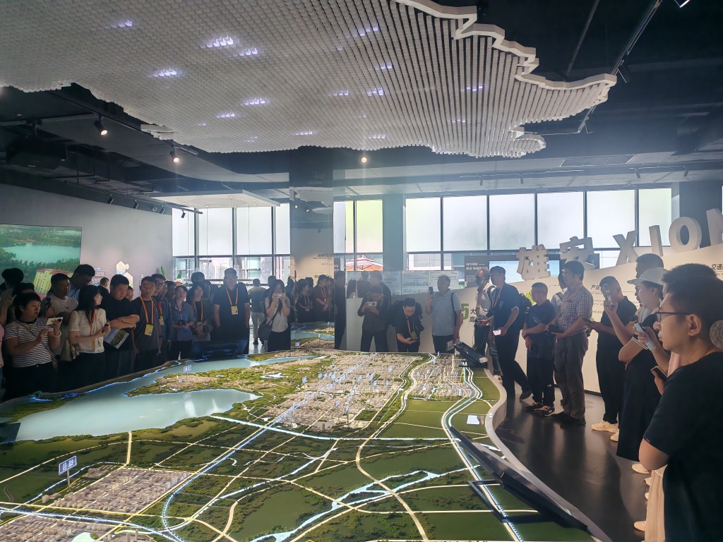雄安中關村科技園吸引209家企業的1800名員工進駐。楊浚源攝 雄安中關村科技園吸引209家企業的1800名員工進駐。楊浚源攝