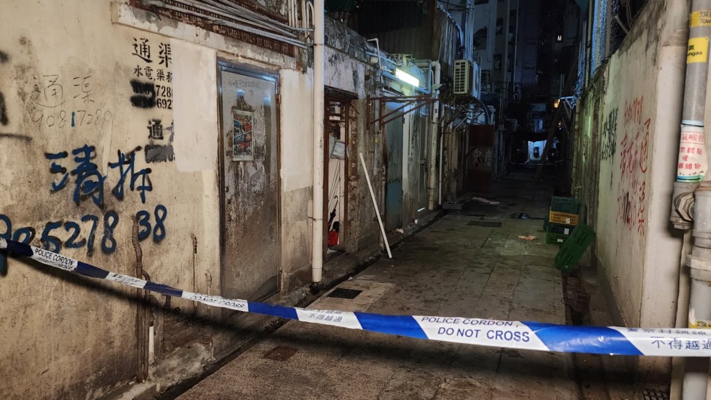 警方架起封锁线进行调查。黎志伟摄 警方架起封锁线进行调查。黎志伟摄