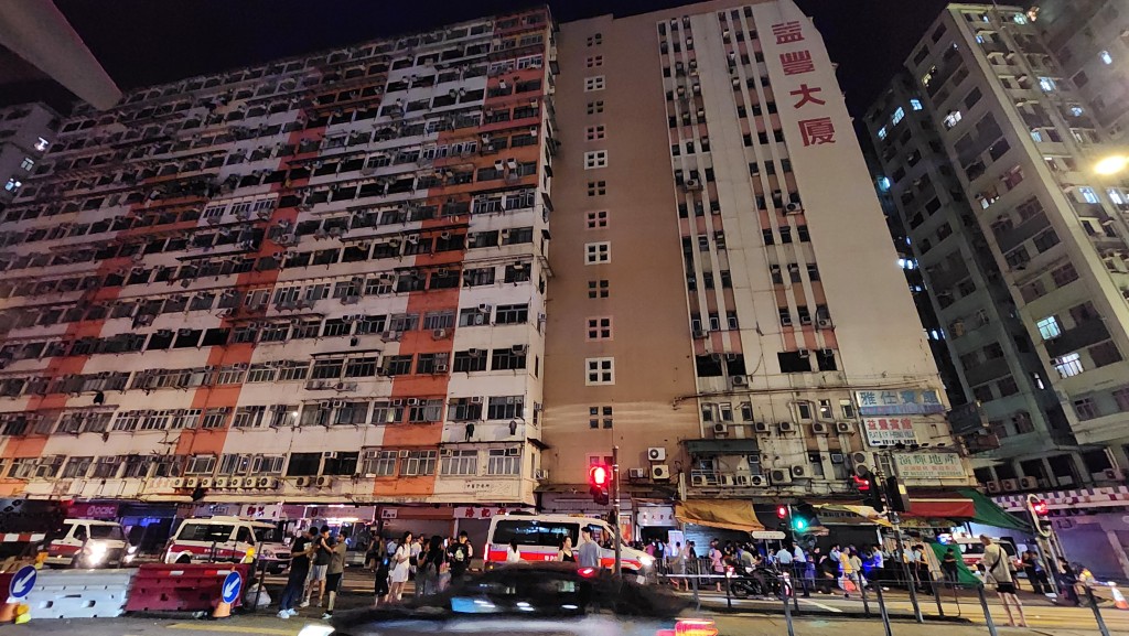 土瓜灣益豐大廈大停電，近千名住戶受影響。