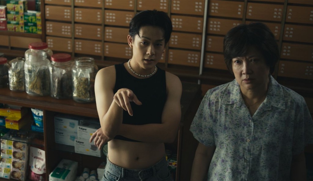 《好孩子》以變裝皇后「阿真」照顧失智症母親的故事為藍本。 《好孩子》以變裝皇后「阿真」照顧失智症母親的故事為藍本。