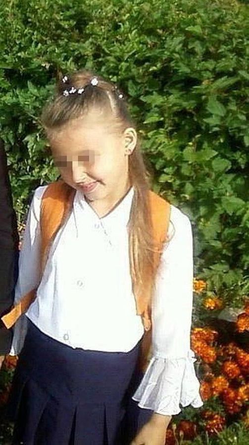 阿娜天真可爱惨遭毒手。网图