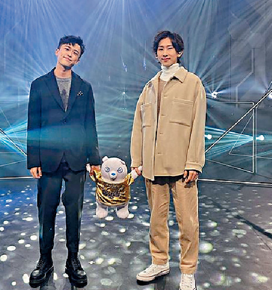 ■Zeno跟Manson在《造星III》演出《我們》深受歡迎，早前更獲ViuTV頒發「最佳熒幕情侶大獎」。