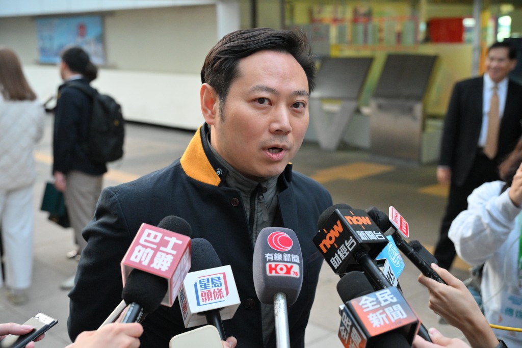 香港酒店業聯會總幹事徐英偉樂見候選人重視香港旅遊發展,相信他們會繼續接觸業界。 香港酒店業聯會總幹事徐英偉樂見候選人重視香港旅遊發展,相信他們會繼續接觸業界。