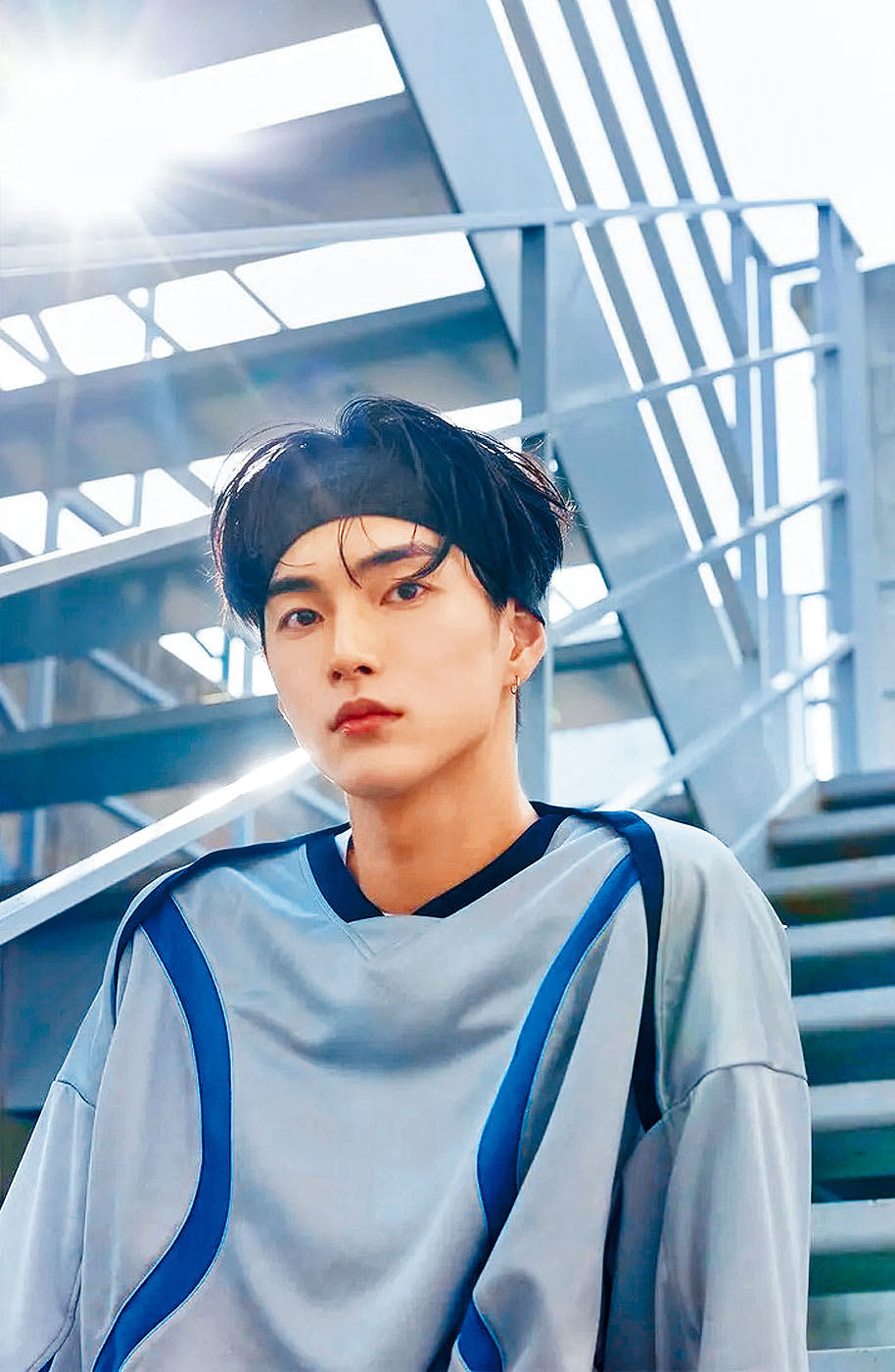 RIIZE下月4日才正式出道，昇瀚的形象已插水。