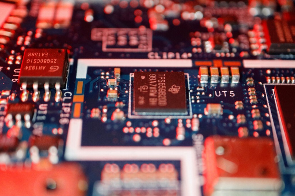 中國宣布限兩晶片材料出口。路透社