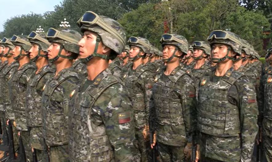 閱兵儀式開始。央視截圖