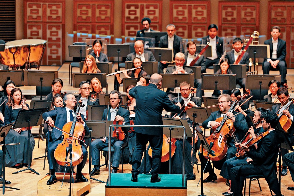 本港銳意發展為中外文化藝術交流中心，藝術團體盼當局投放更多資源培訓藝術行政人員。