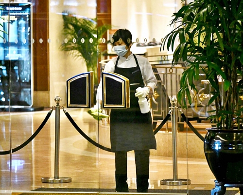 酒店業主聯會稱會配合政府的防疫措施。 