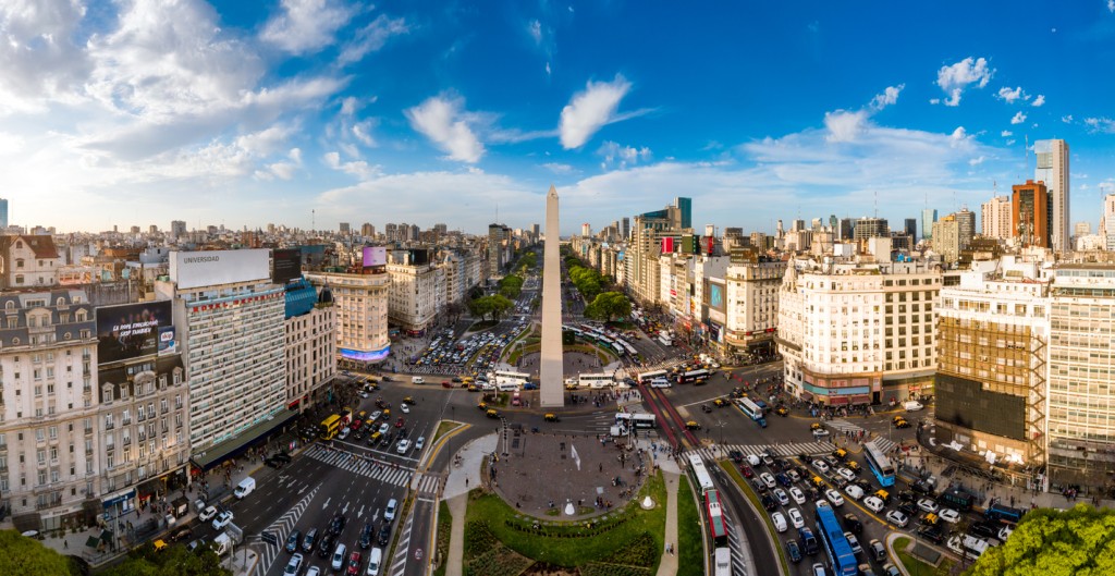 在熱門長途旅遊目的地方面，南美洲提款手續費極高，其中阿根廷以12.21%位居榜首，成為全球提取現金最昂貴的國家。