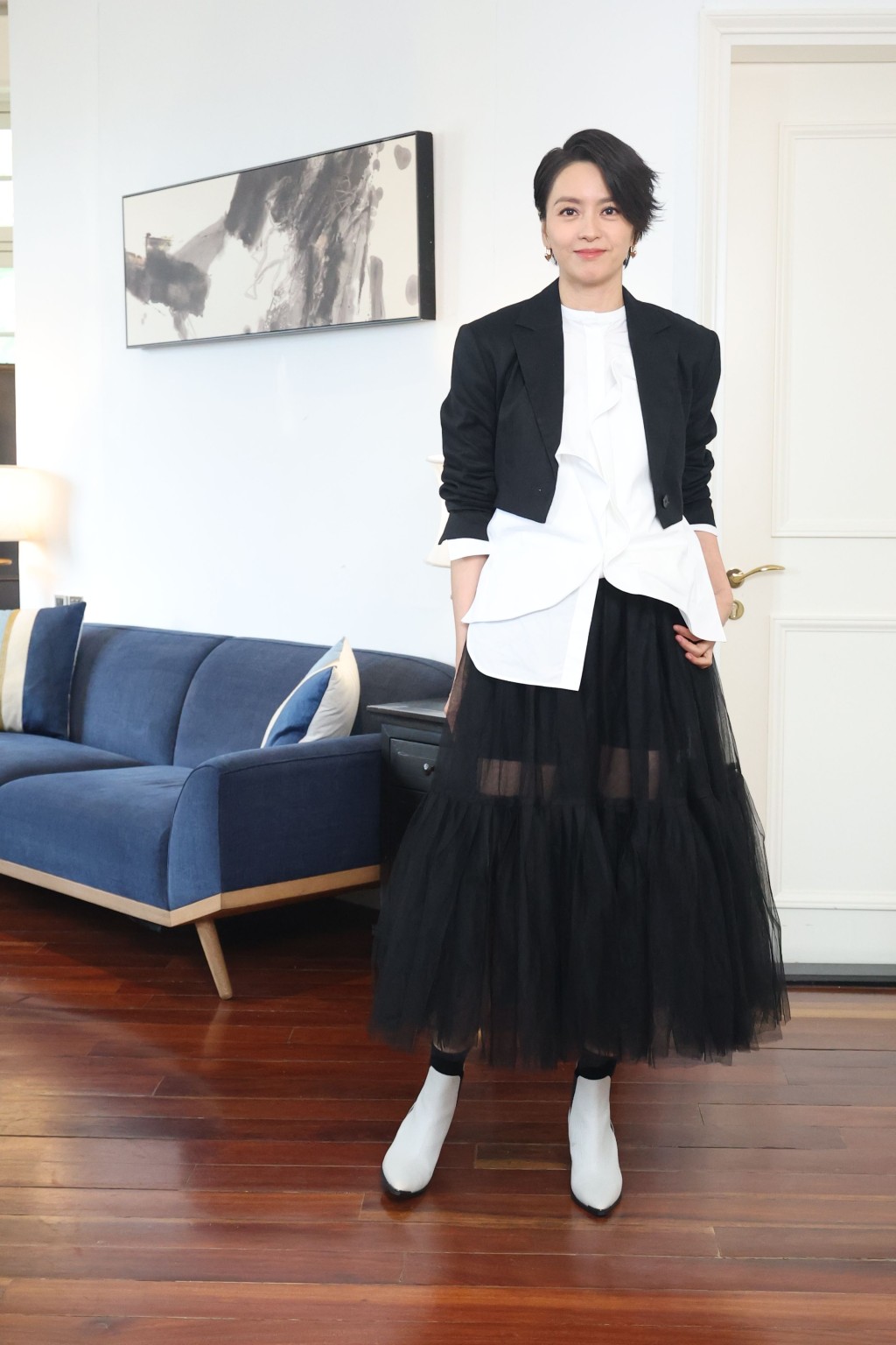 Gigi當年誤打誤撞入行，原本為自己設下5年計劃，想不到轉眼間已30載。正是她專心走自己路的風格，令演藝道路越走越順。