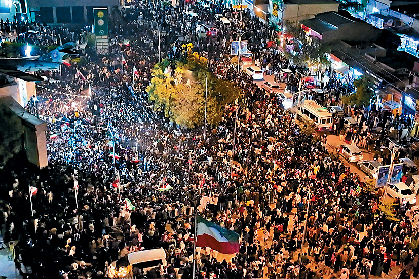 索馬里蘭首都哈爾格薩市中心有大批民眾揮舞國旗，歡慶以色列承認其獨立地位。