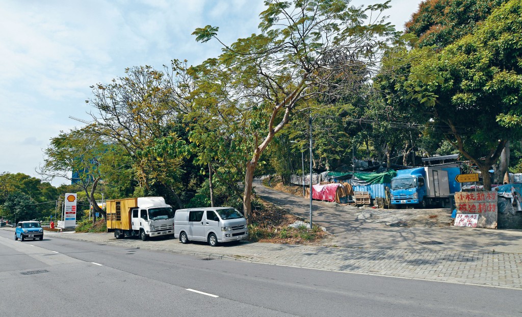 上周截標屯門大欖段「限呎地」,地政總署指因地價標金未達到政府就該用地所定的底價,並不接納該五份標書。