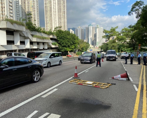 黃大仙兩男向龍翔道投擲汽油彈。警方圖片
