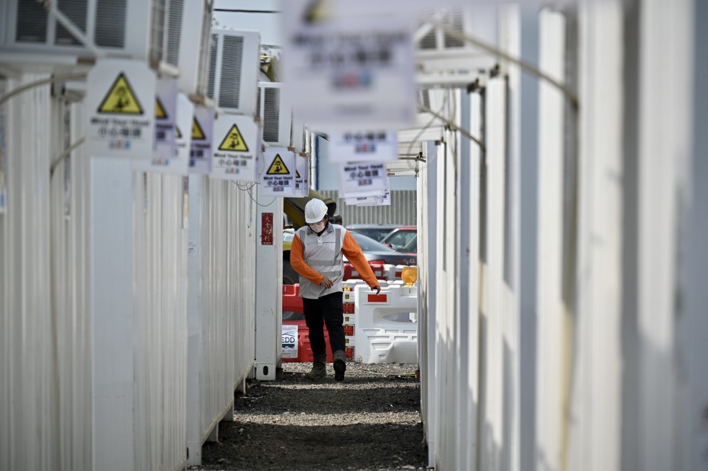 港深創科園首三棟大樓將於今年底落成，另外5棟大樓的建造工程也會在方艙設施拆除及土地平整後啟動。資料圖片